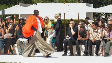 Debut Couture Pierpaolo Piccioli yang Mendefinisikan Ulang Balenciaga