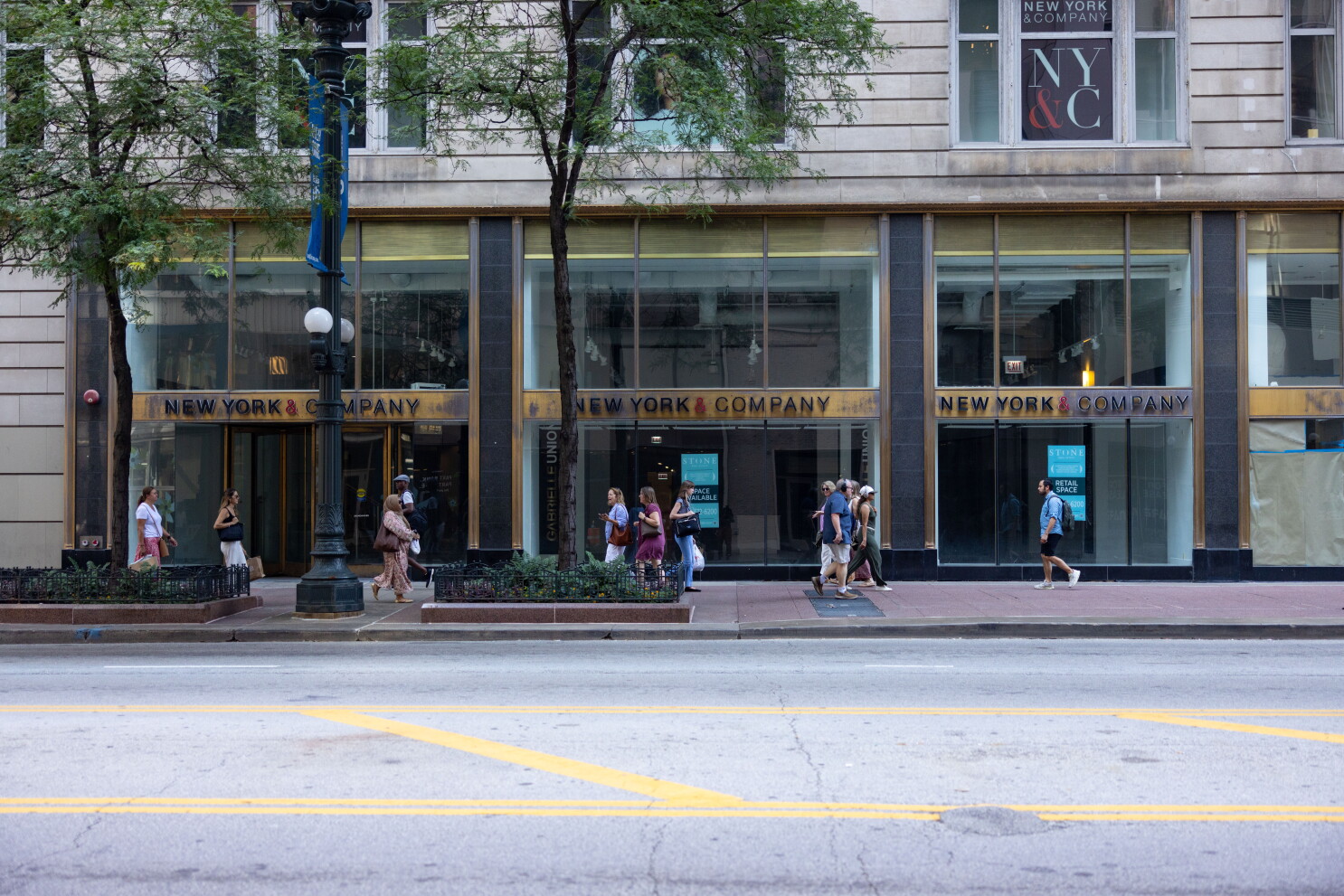 Mood Fabrics Hadir di Chicago dengan Konsep Showroom Baru di Loop