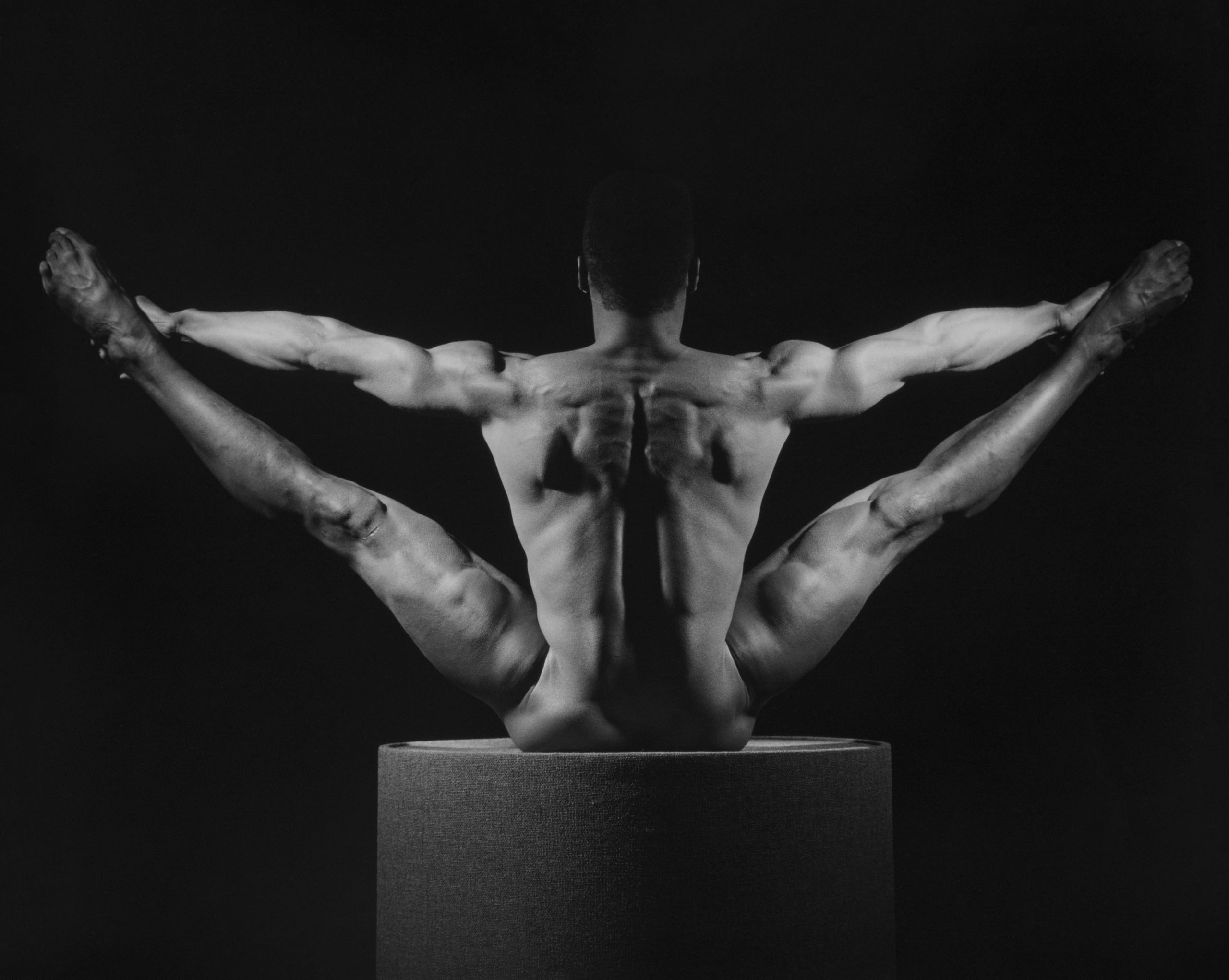 Robert Mapplethorpe: Pameran Besar di Roma Mengubah Cara Kita Melihat Keindahan