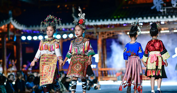 Village T di Kaili Rayakan Ulang Tahun Kedua, Anak-anak Tampilkan Busana Tradisional