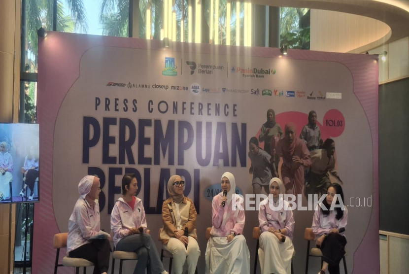 Dhini Aminarti Galang Solidaritas Perempuan melalui Perempuan Berlari di Bandung Barat