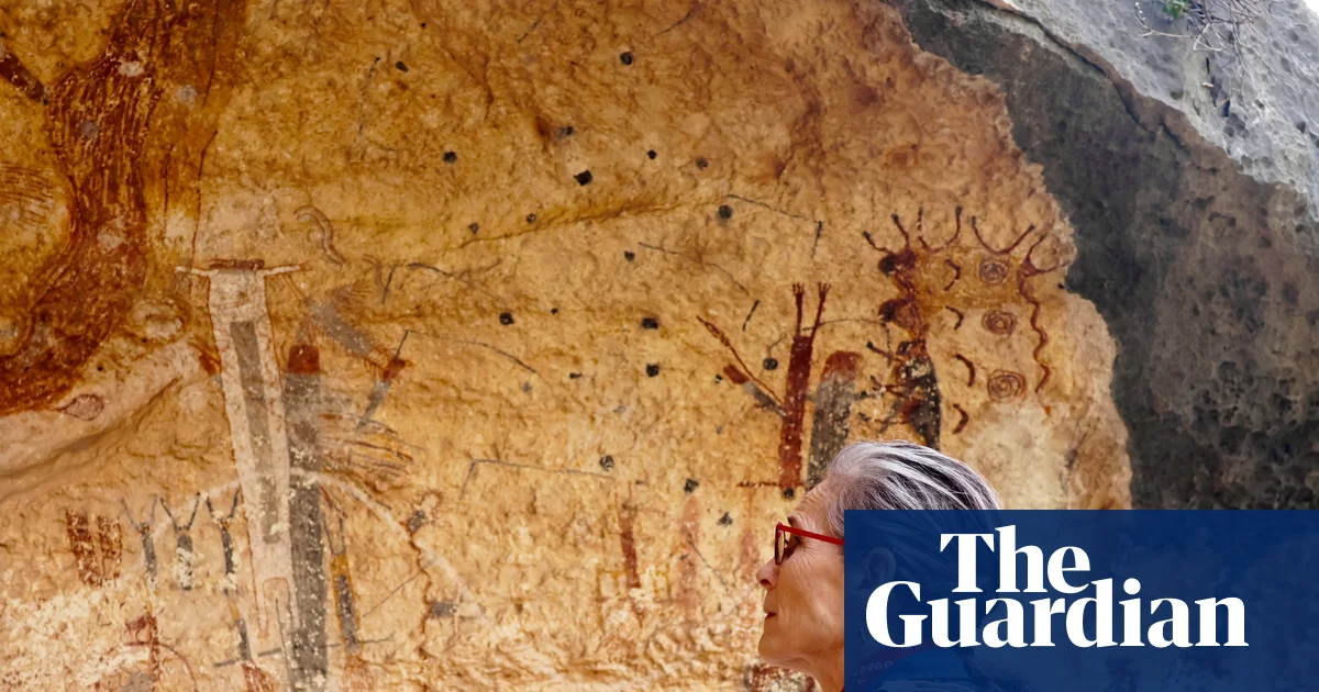 Seni batu Texas terancam oleh rencana tembok perbatasan