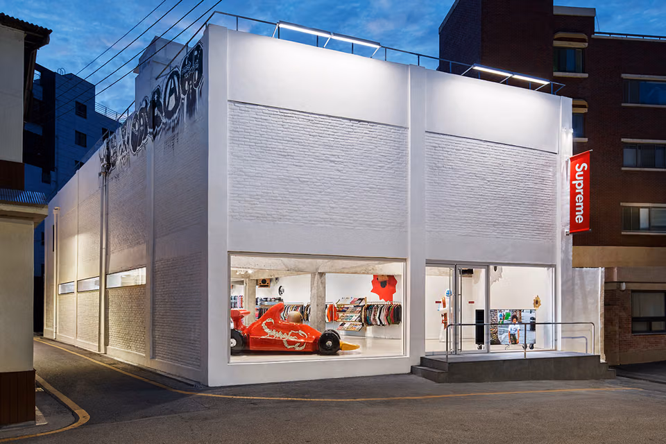 Supreme Seongsu: Brand Buka Flagship Kedua di Seoul
